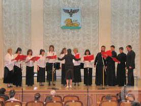 Цель регионального этапа фестиваля - активизация музыкальной деятельности, творческого потенциала народных хоров Белгородской области